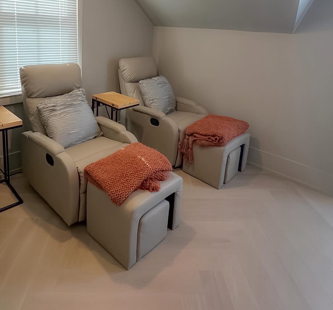 Inside Cloud 21 Wellness, Unionville — 3